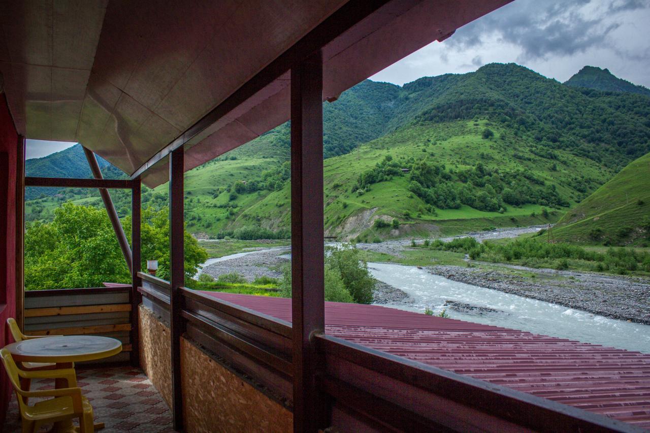 "Aragvi" Hotel Naghorevi Exterior photo