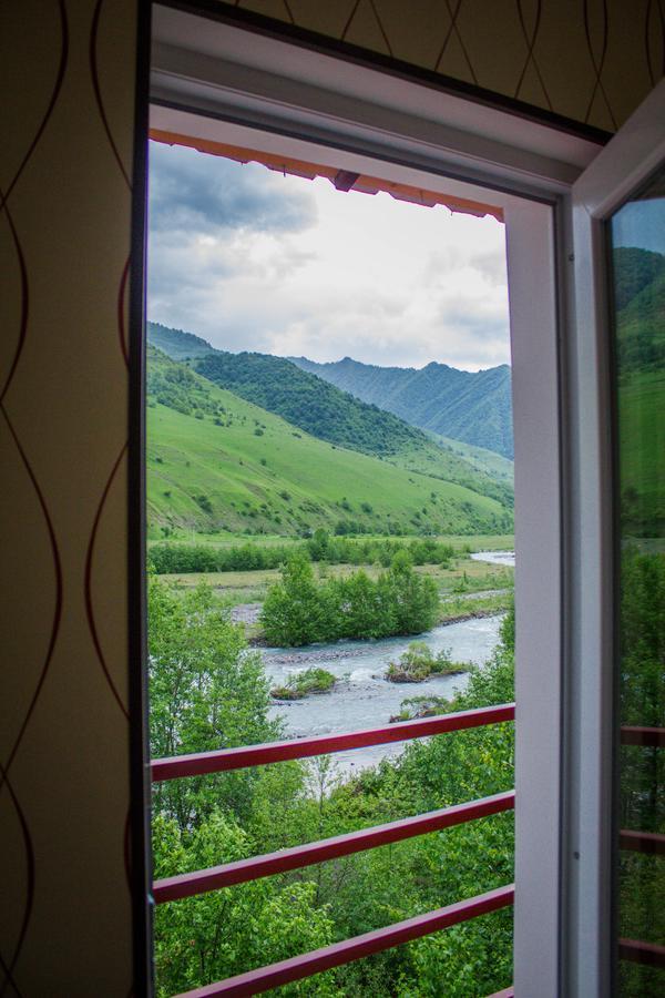 "Aragvi" Hotel Naghorevi Exterior photo